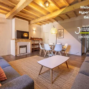 Maison 116 - Hypercentre - , Gaillac France